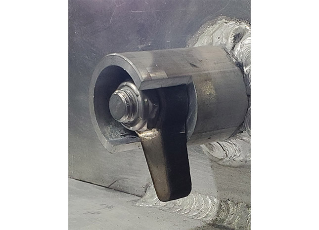 hatchcover-locking-01 1
